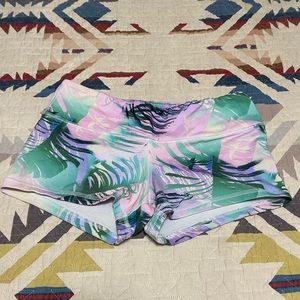 Fleo Shorts (Tropical Dusk)